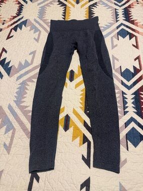 NVGTN Black High-Waist Seamless Leggings